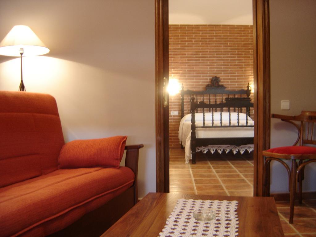 Hostal Casa Laure Y Mª Jose Arens de Lledo Dış mekan fotoğraf