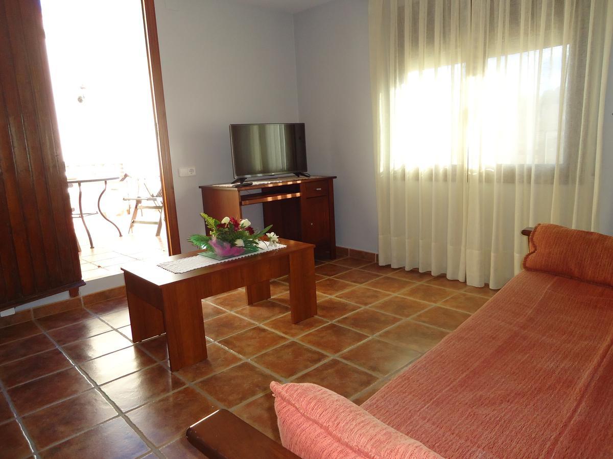 Hostal Casa Laure Y Mª Jose Arens de Lledo Dış mekan fotoğraf